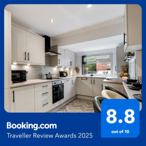 Luxury City Centre Home with Free Parking